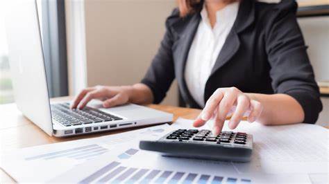 AVVISO DI SELEZIONE PER 3 INCARICHI PROFESSIONALI SPRING 2.0